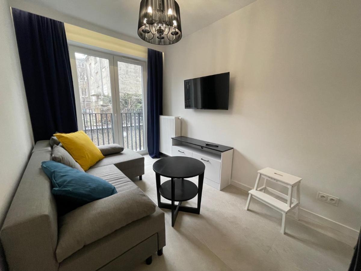 Apartament Smart Kamienica Grochow With Free Parking Varşovia Exterior foto