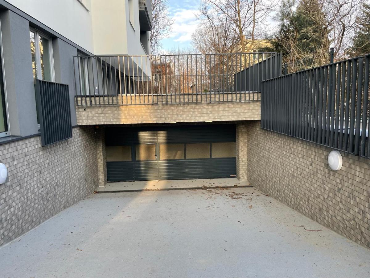 Apartament Smart Kamienica Grochow With Free Parking Varşovia Exterior foto