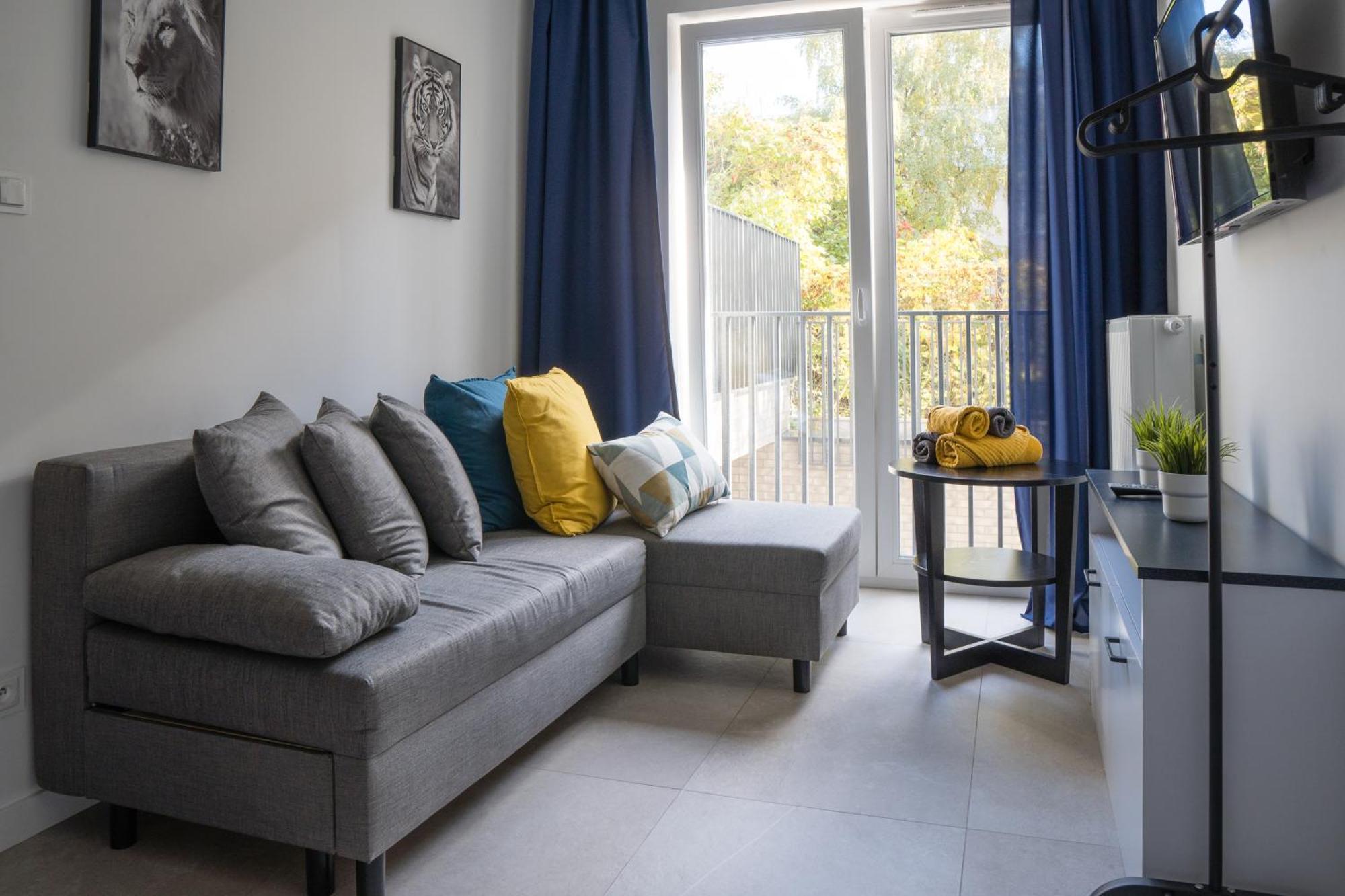 Apartament Smart Kamienica Grochow With Free Parking Varşovia Exterior foto