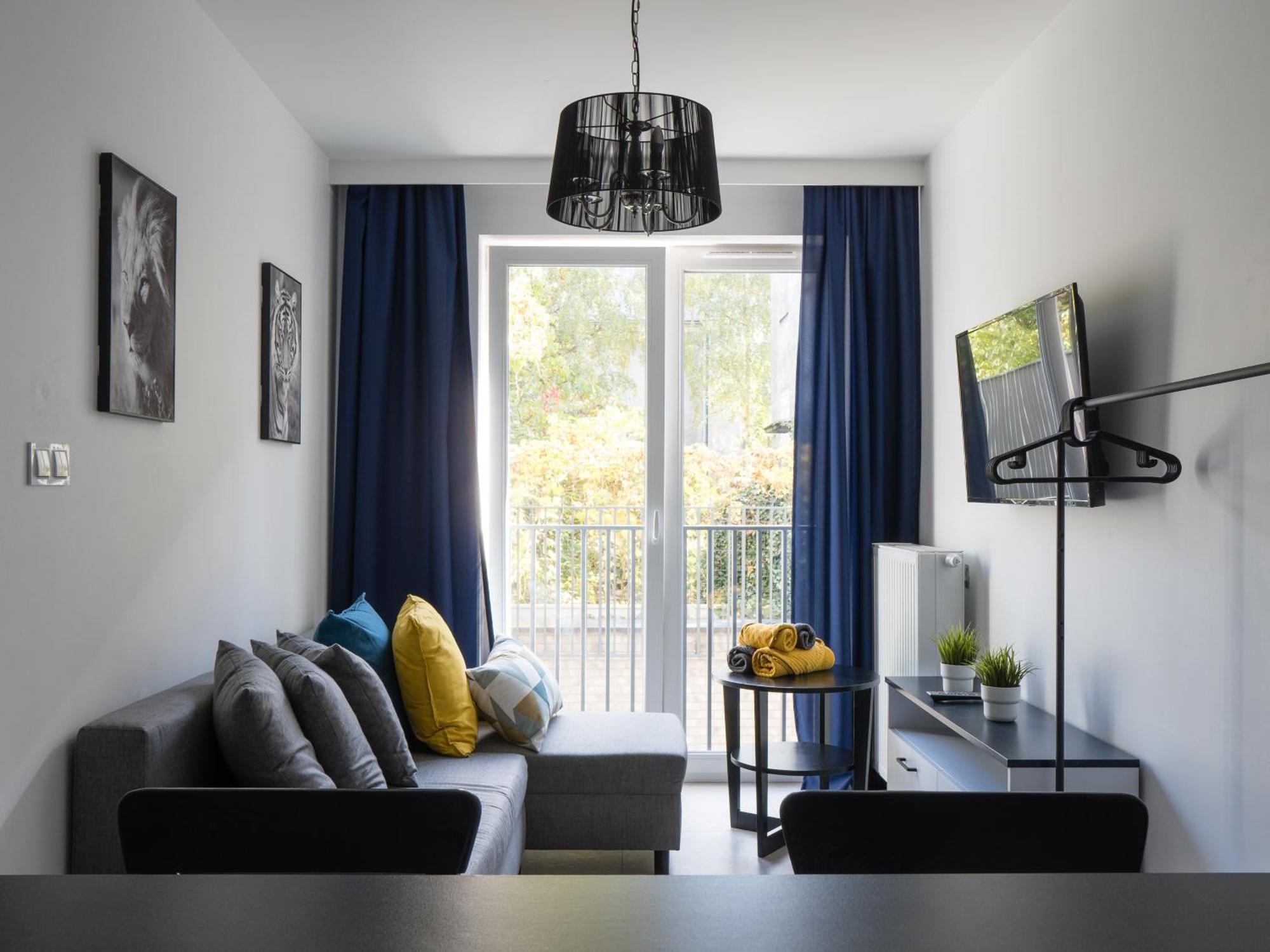 Apartament Smart Kamienica Grochow With Free Parking Varşovia Exterior foto