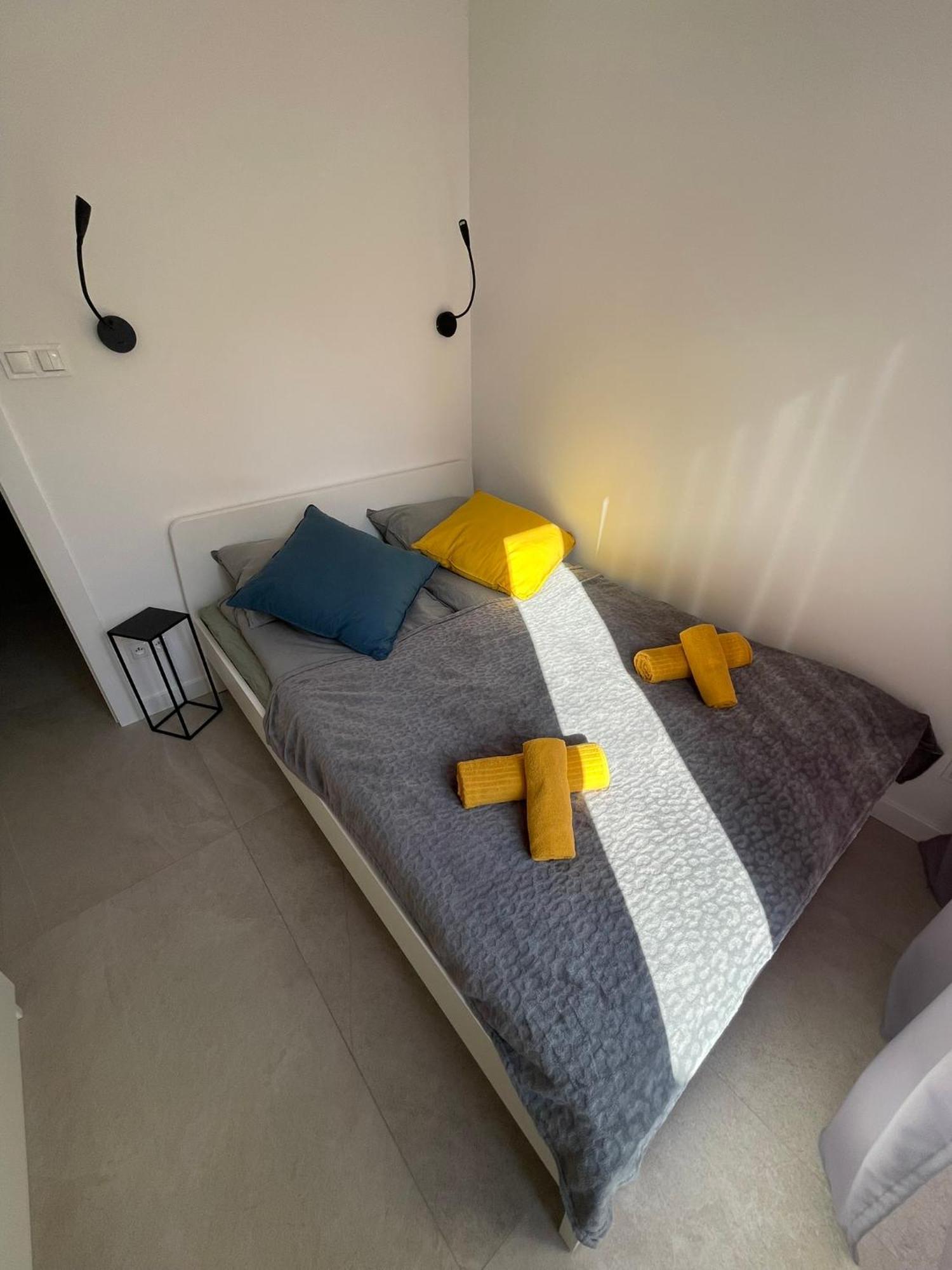 Apartament Smart Kamienica Grochow With Free Parking Varşovia Exterior foto